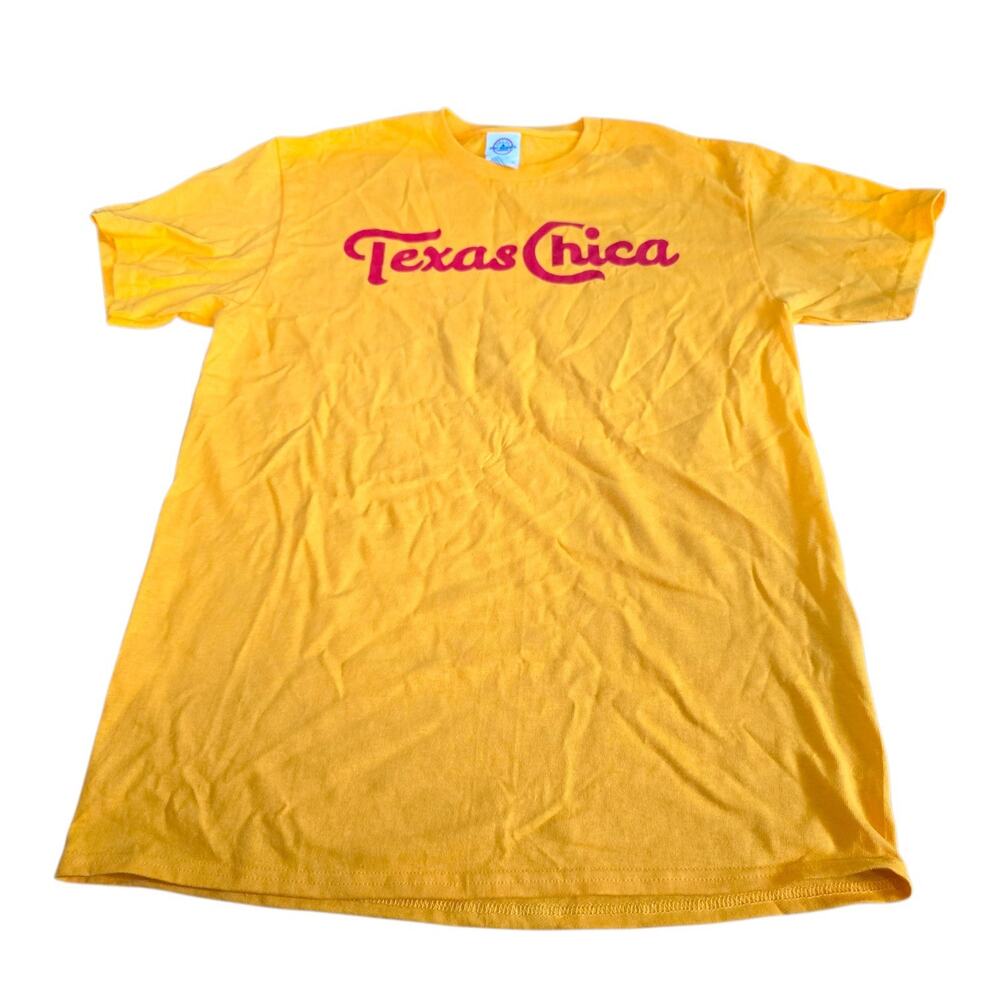 Texas Chica Tshirt Women SZ M Texas Chic Yellow Red